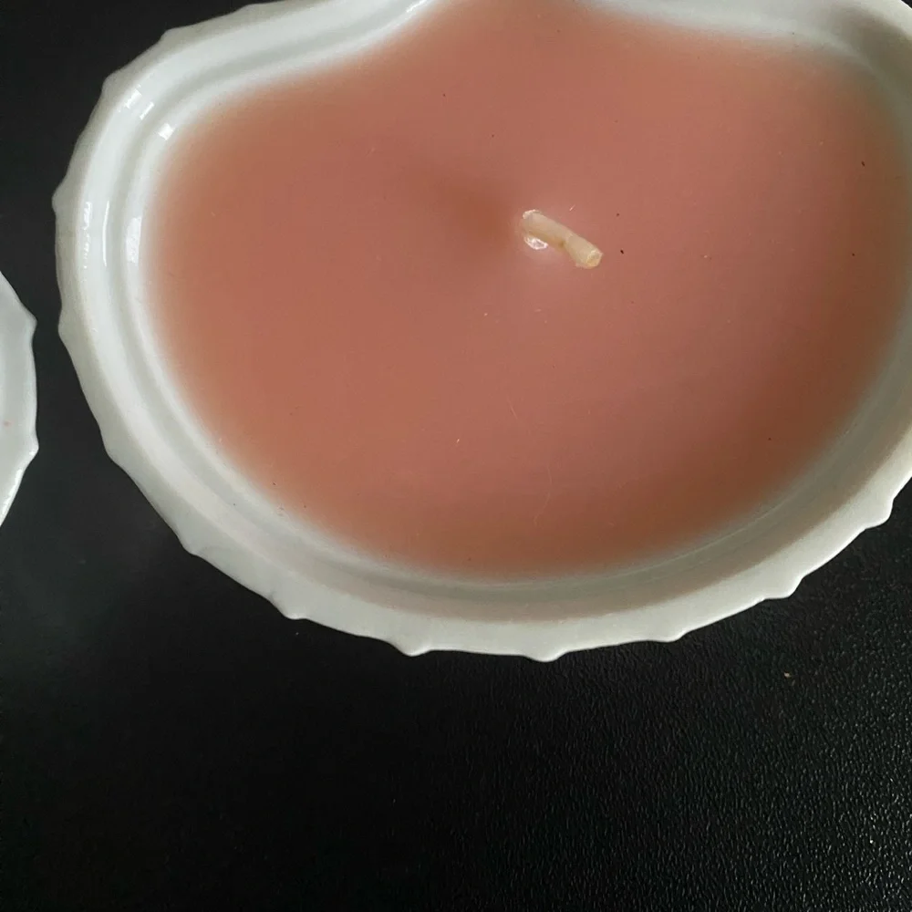 Vintage Ceramic Iridescent 4” Mini Shell-Shaped Scalloped Candle Holder